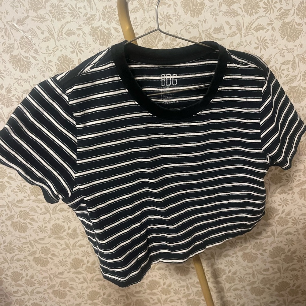 BDG Cropped Tee